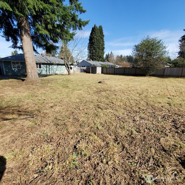 view of yard featuring fence