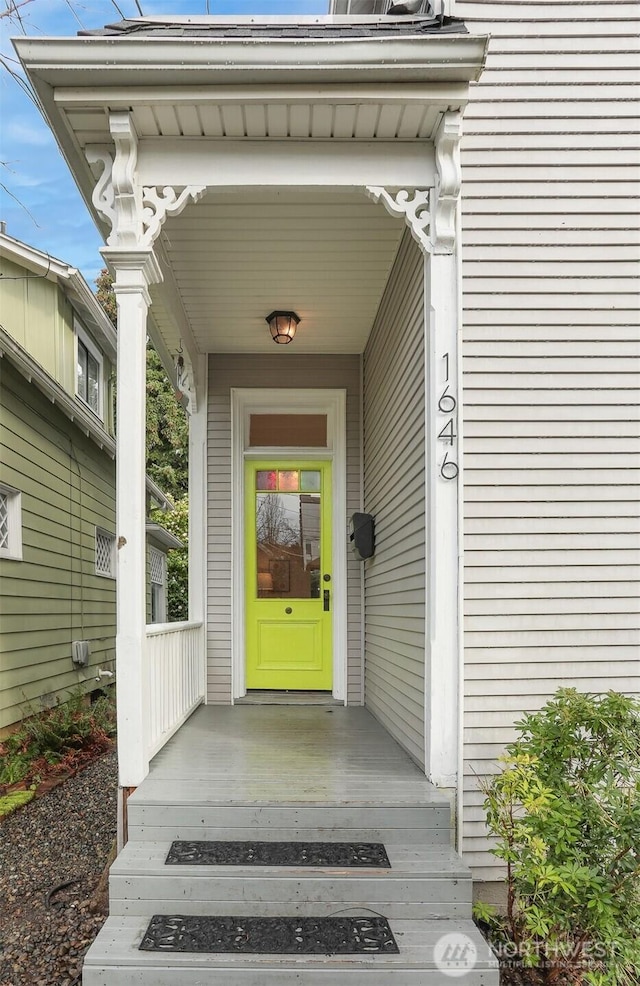 property entrance with a porch