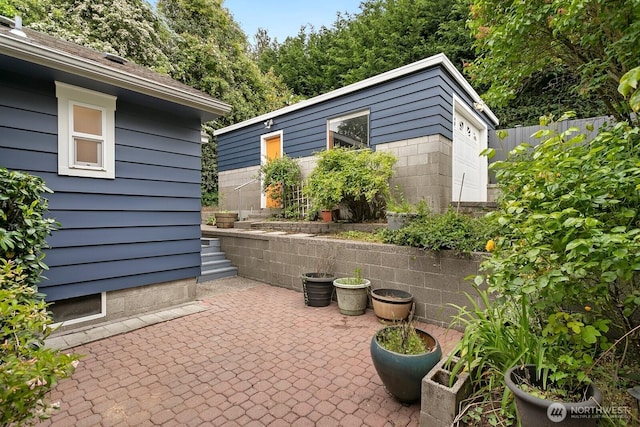 3657 23rd Ave W, Seattle, WA 98199 - view of patio
