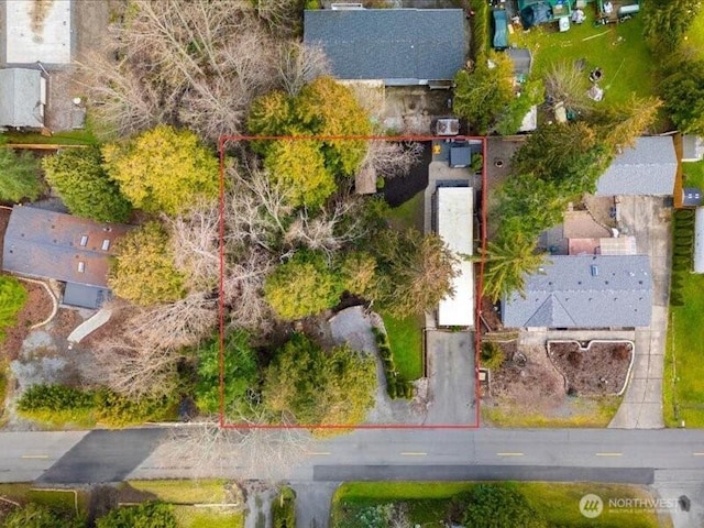 8246 Salish Ln, Blaine, WA 98230 - aerial view of property and surrounding area with property boundaries highlighted