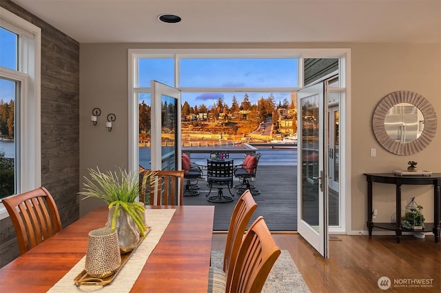 9330 SE Shoreland Dr, Bellevue, WA 98004 - dining space with wood finished floors
