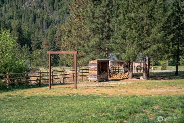 17353 Jenne Dr, Entiat, WA 98822 - view of yard with an outbuilding and a forest view