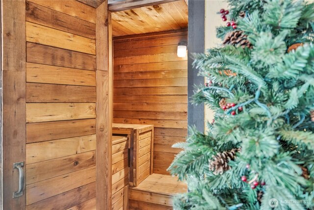 view of sauna / steam room