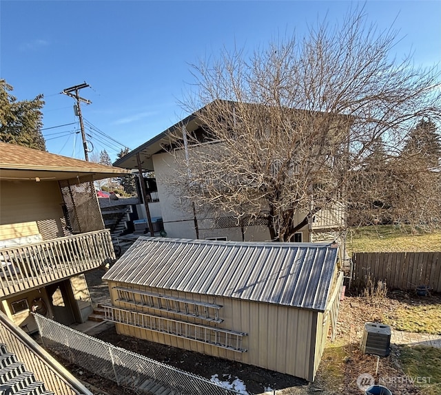 exterior space featuring fence