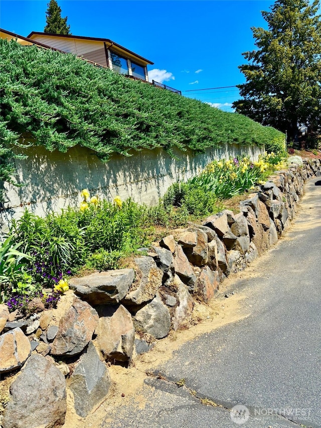 2009 Rainbow Ln, Wenatchee, WA 98801 - view of side of property with a water view
