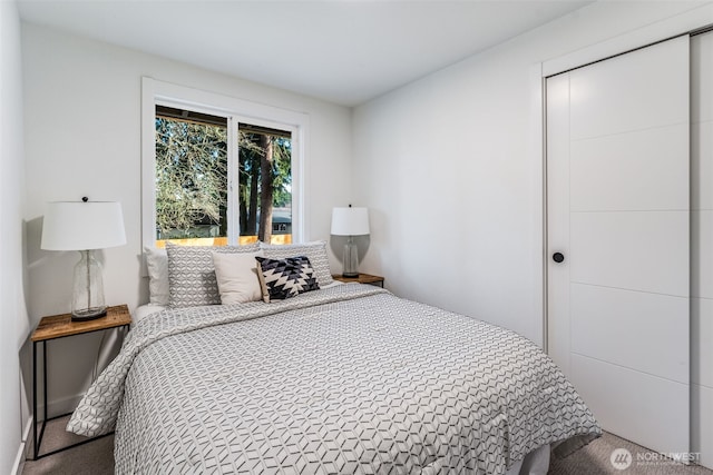 bedroom featuring a closet