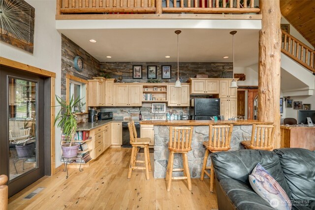 108 Latigo Ln, Leavenworth, WA 98826 - photo 12