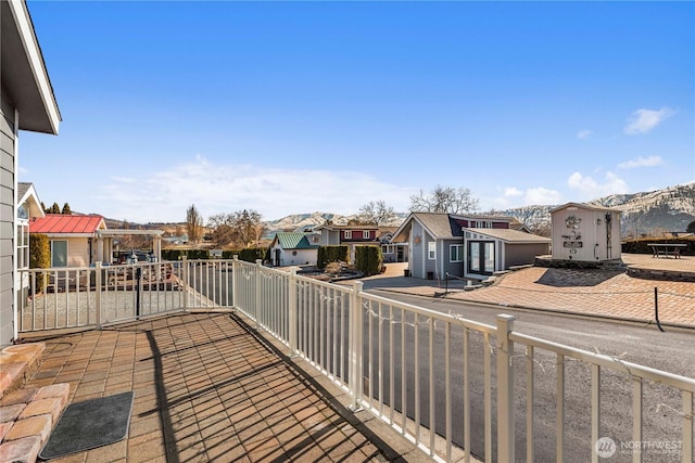 1000 Sr 150, Manson, WA 98831 - balcony with a residential view