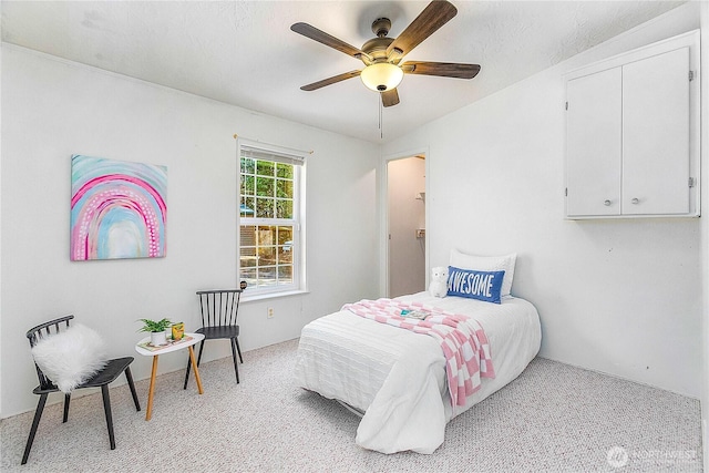 bedroom with a ceiling fan