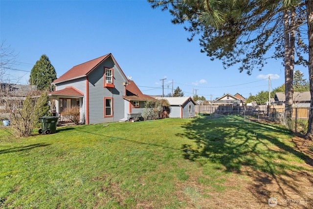 view of yard featuring fence