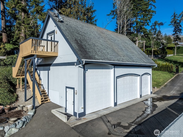 view of detached garage