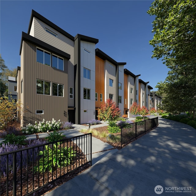 view of front facade featuring a residential view