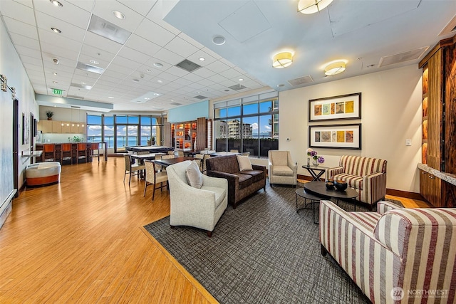 2821 2nd Ave Unit 1005, Seattle, WA 98121 - common area featuring visible vents