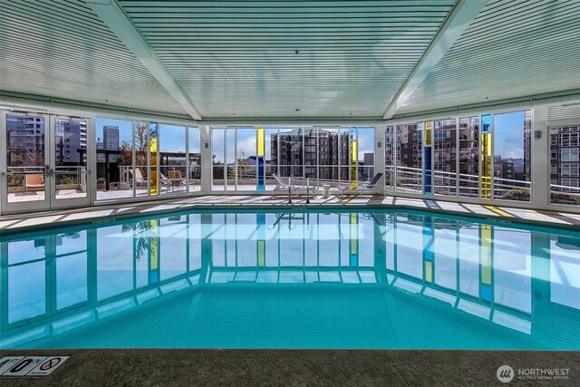 2821 2nd Ave Unit 1005, Seattle, WA 98121 - view of community pool