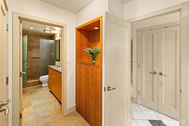 2821 2nd Ave Unit 1005, Seattle, WA 98121 - corridor with baseboards