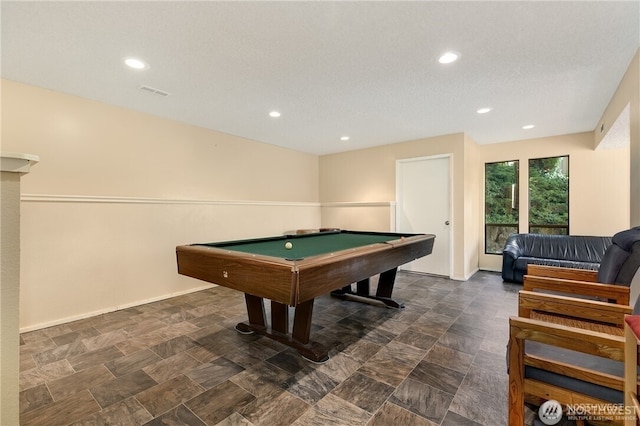 rec room with recessed lighting, pool table, visible vents, and baseboards