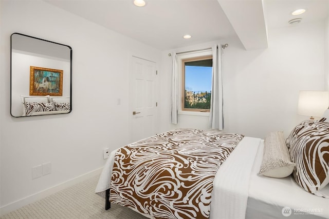 carpeted bedroom with recessed lighting and baseboards