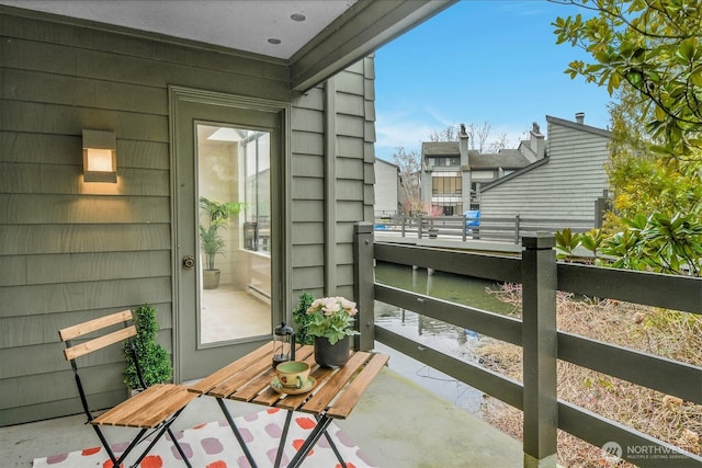 balcony with a baseboard radiator