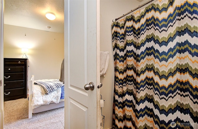 full bathroom featuring curtained shower