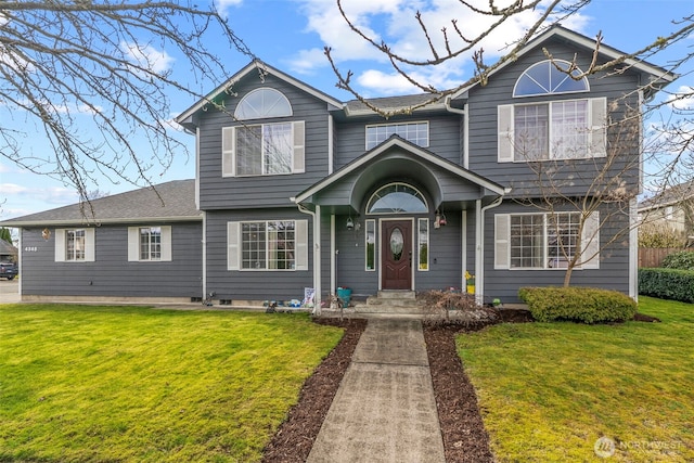 view of front of house featuring a front yard