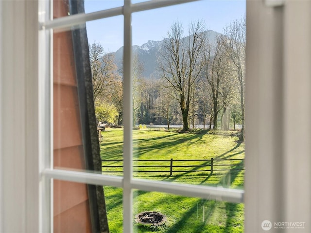 entryway with a mountain view