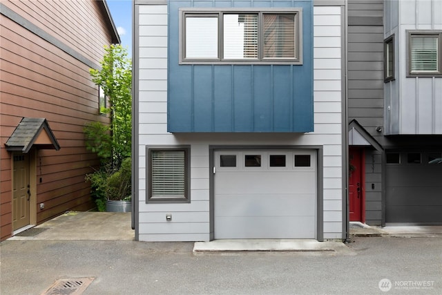 5939 Delridge Way SW, Seattle, WA 98106 - view of garage