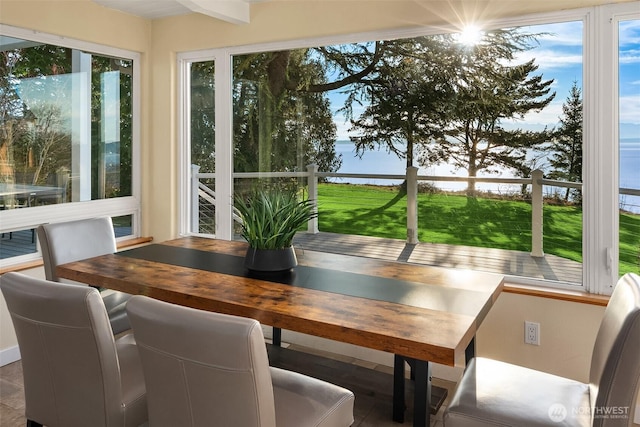 view of sunroom / solarium