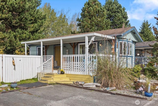 view of front of house with covered porch