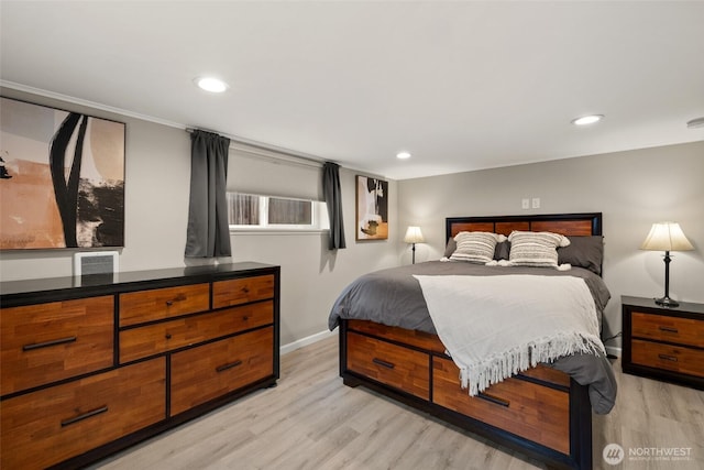 bedroom featuring recessed lighting, baseboards, and light wood-style flooring