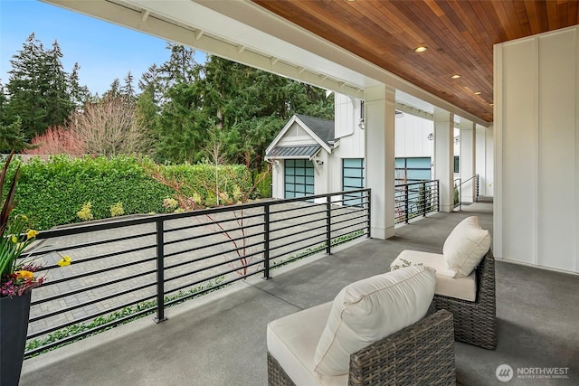 10906 SE 28th St, Bellevue, WA 98004 - view of patio / terrace with a balcony