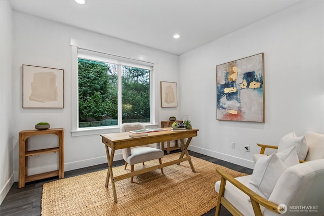 office area with recessed lighting, dark wood-style flooring, and baseboards