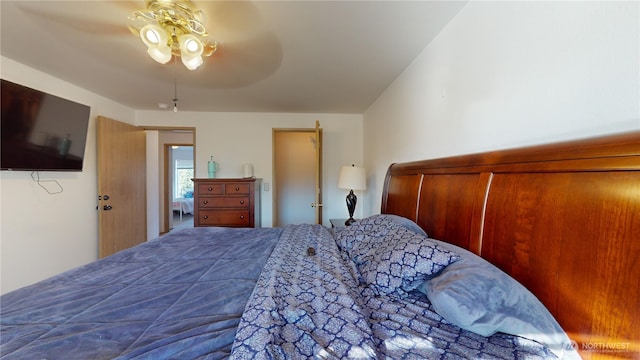 bedroom with a ceiling fan