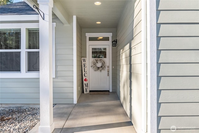 view of entrance to property