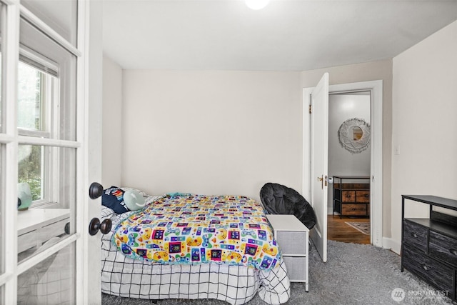 view of carpeted bedroom