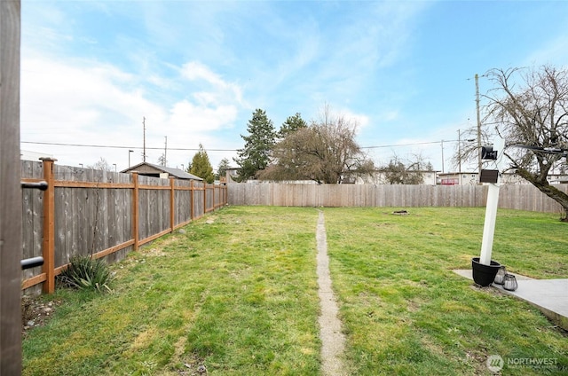 10103 Kline St SW, Lakewood, WA 98499 - view of yard featuring a fenced backyard