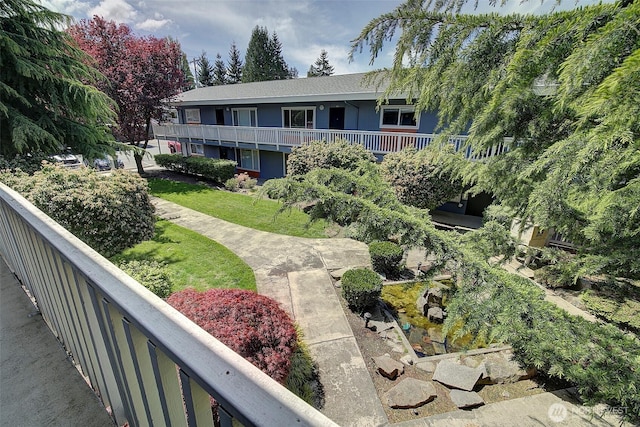 exterior space with a lawn