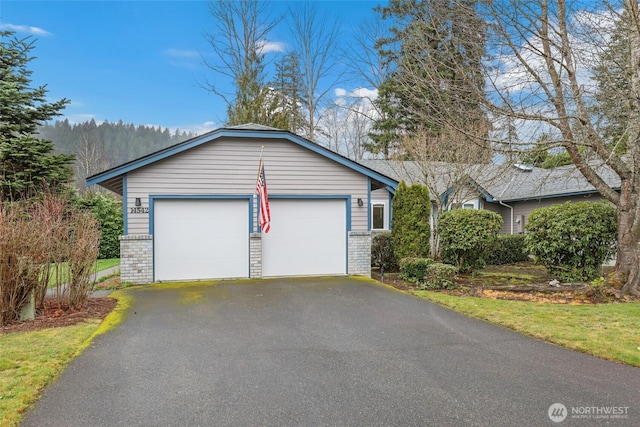 view of detached garage