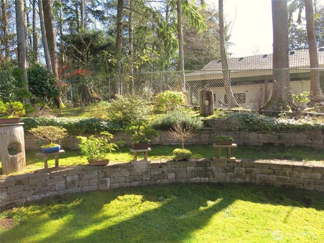 view of yard with fence