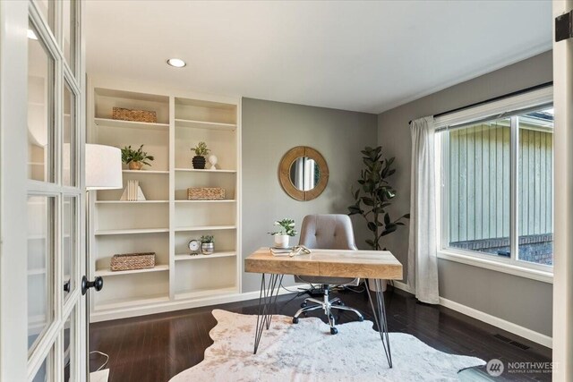 home office featuring visible vents, recessed lighting, baseboards, and dark wood-style flooring