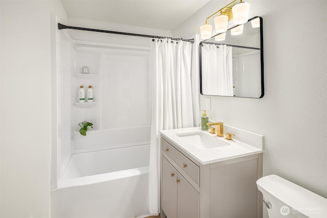 full bathroom with toilet, shower / bath combo with shower curtain, and vanity