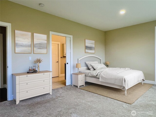 bedroom featuring carpet flooring