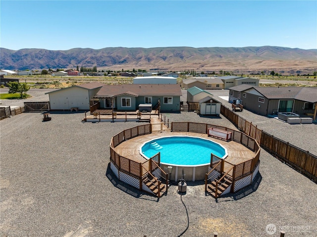 410 Airport Way SW, Mattawa, WA 99349 - view of pool with a fenced backyard, a mountain view, and a residential view