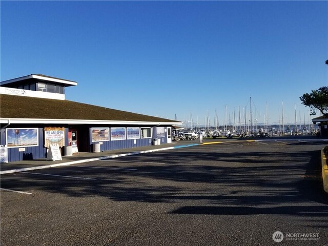 8975 Pine Sisken Rd, Blaine, WA 98230