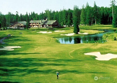 8975 Pine Sisken Rd, Blaine, WA 98230