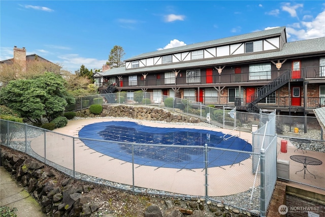 pool with fence