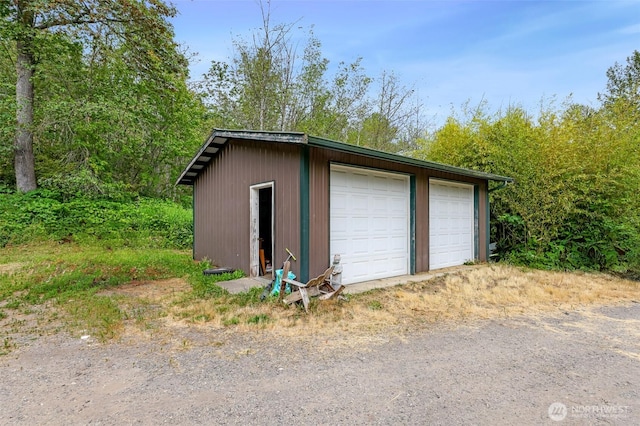 view of detached garage