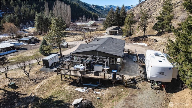 bird's eye view featuring a mountain view