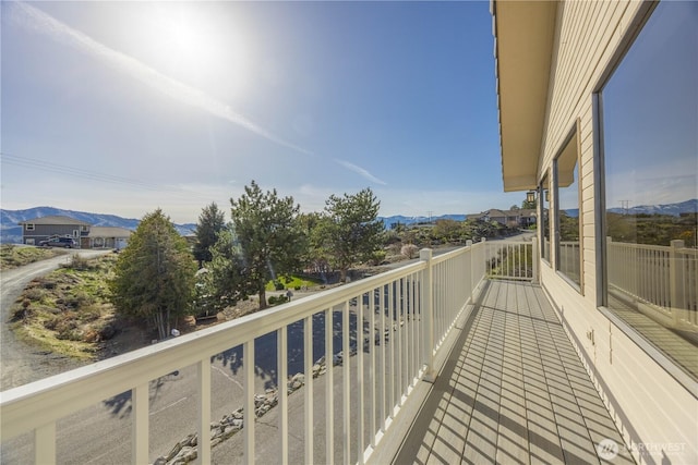 133 Long Dr, Chelan, WA 98816 - balcony with a mountain view