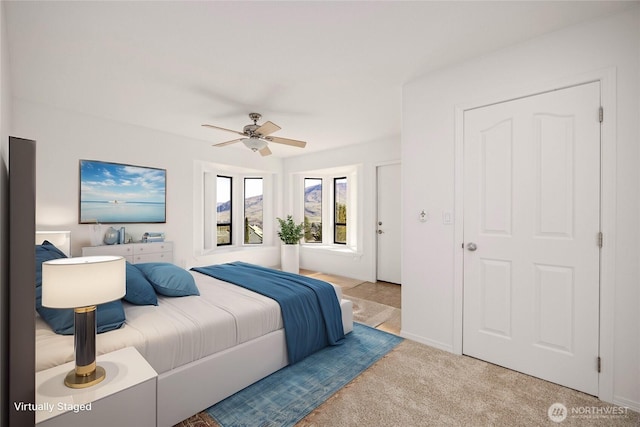 133 Long Dr, Chelan, WA 98816 - carpeted bedroom featuring a ceiling fan