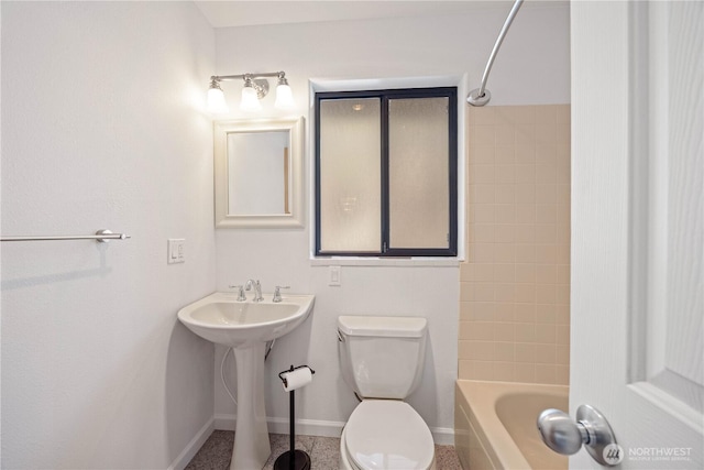 133 Long Dr, Chelan, WA 98816 - full bathroom featuring toilet, tub / shower combination, and baseboards